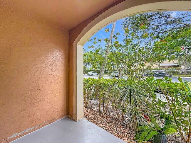 Building Photo - Super Cozy 2 bedroom in Desirable Neighborhood in coconut creek
