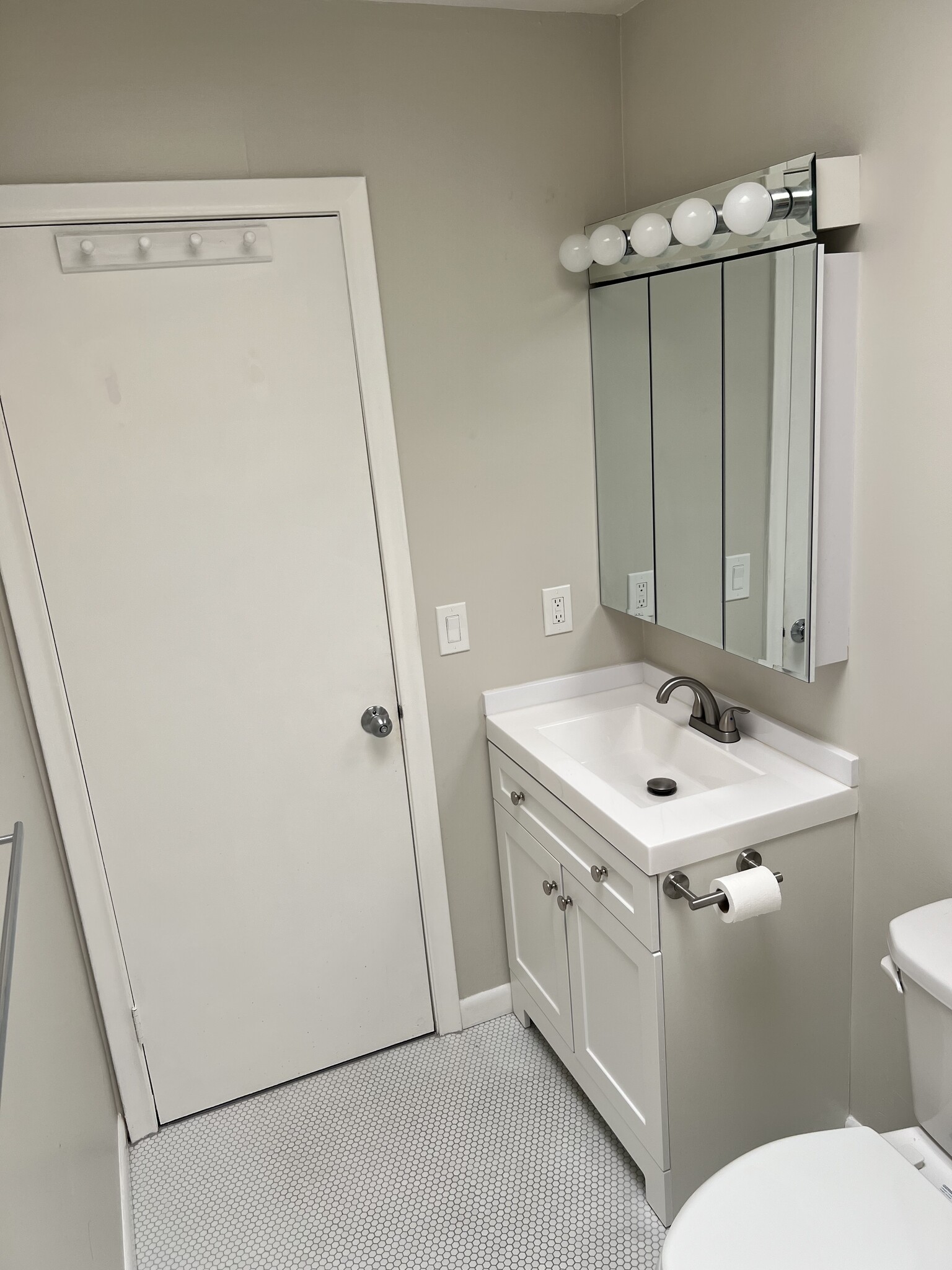 New vanity and fixtures - 215 Beach St