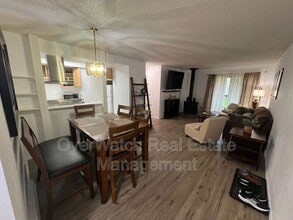 Building Photo - 4620 Reka Dr