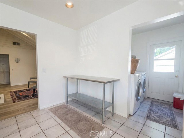 Building Photo - 4332 Sunnyslope Ave