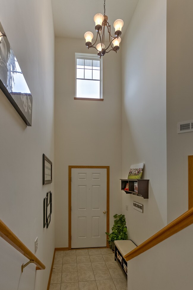 Building Photo - 1745 N 175th Ct