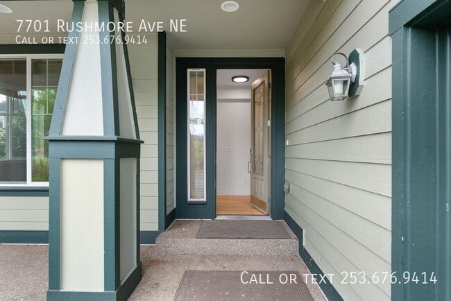 Building Photo - 7701 Rushmore Ave NE