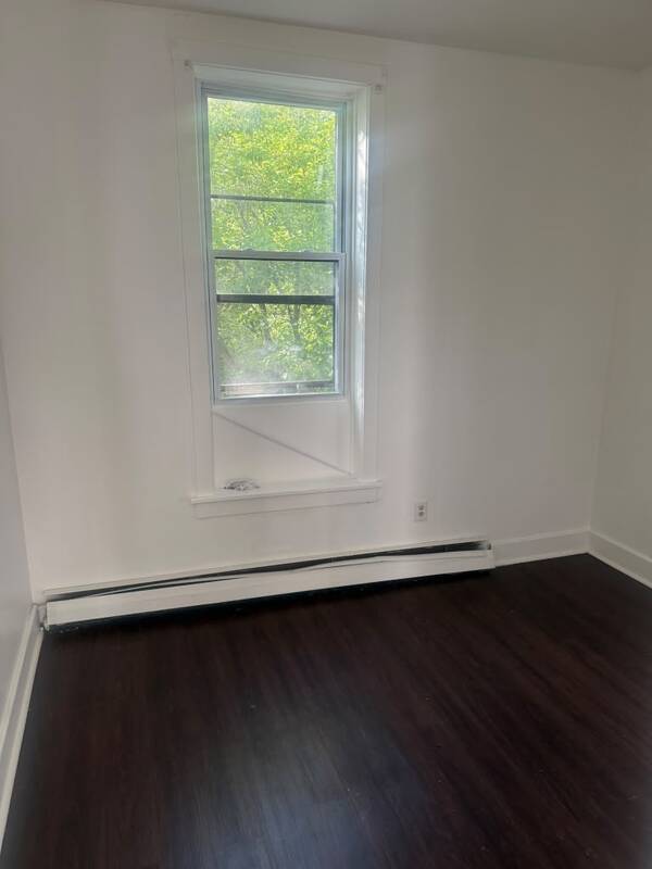 Building Photo - 475 S Pearl St