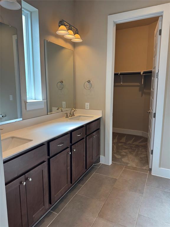 Building Photo - 206 Verrado Path