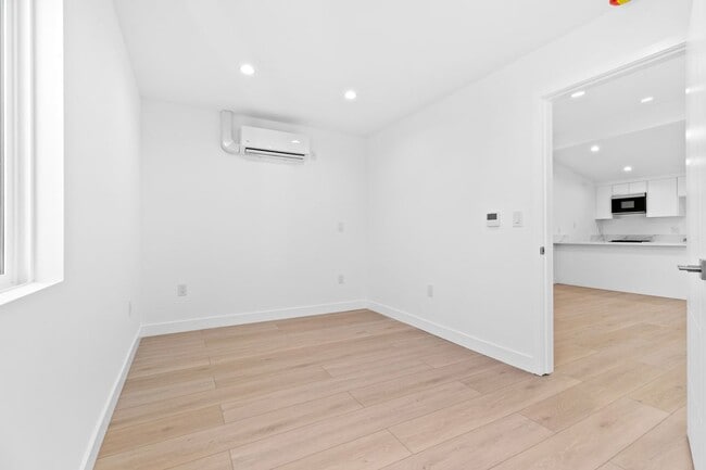 Building Photo - 10943 Christine Way