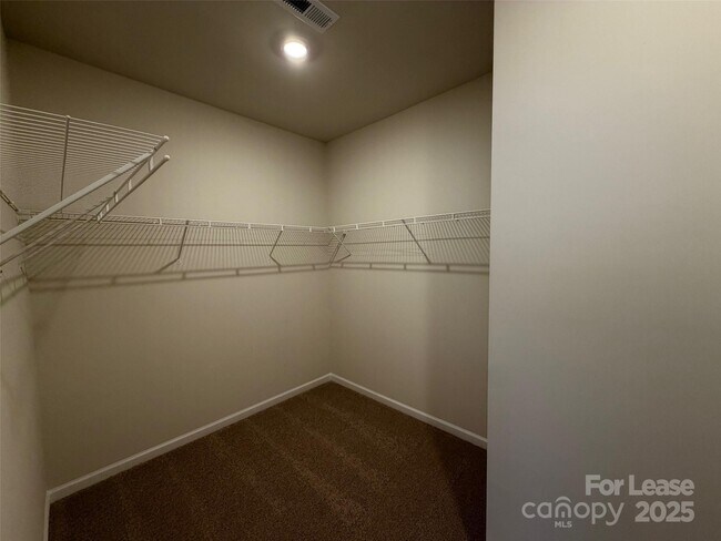 Building Photo - 9717 Misenheimer Rd