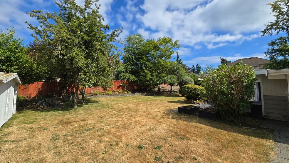 Building Photo - 14720 78th Ave NE