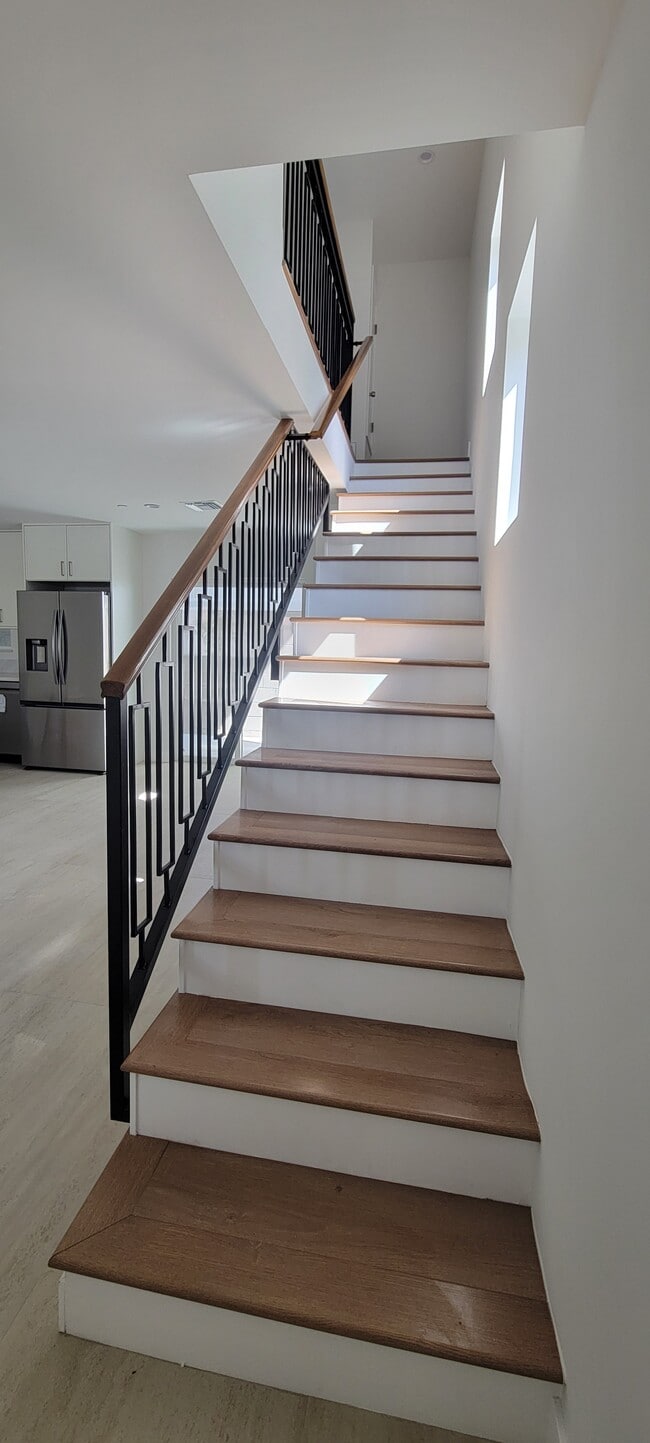 Building Photo - 2515 Foothill Blvd