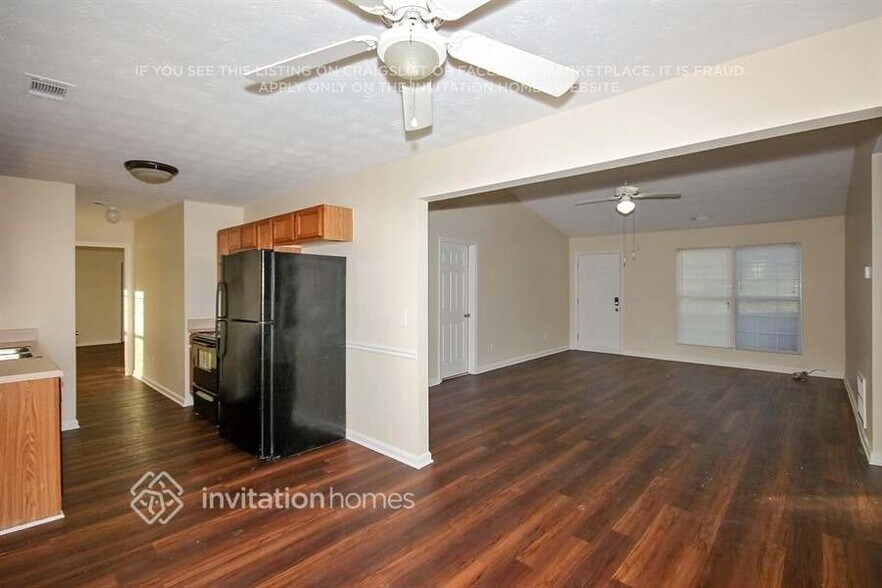 Building Photo - 10 Raven Ct