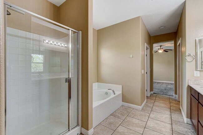 Building Photo - 1074 Fish Pond Ave