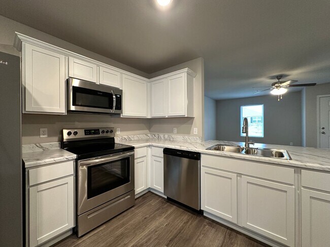 Building Photo - New Construction Living: 3 Bed, 2 Bath, 2-Car Garage