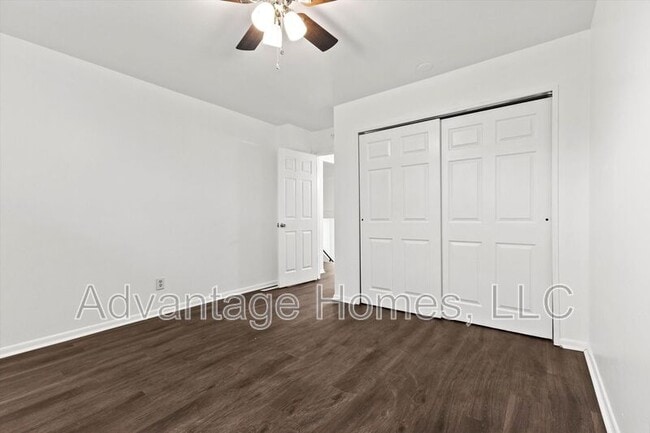 Building Photo - 805 N 70th St