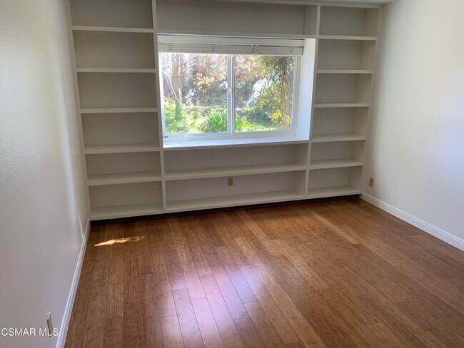 Building Photo - 1774 Alderwood Pl