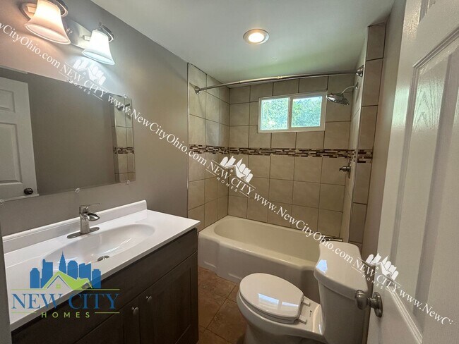 Building Photo - 1020-1026 Cable Avenue, Columbus, OH 43222