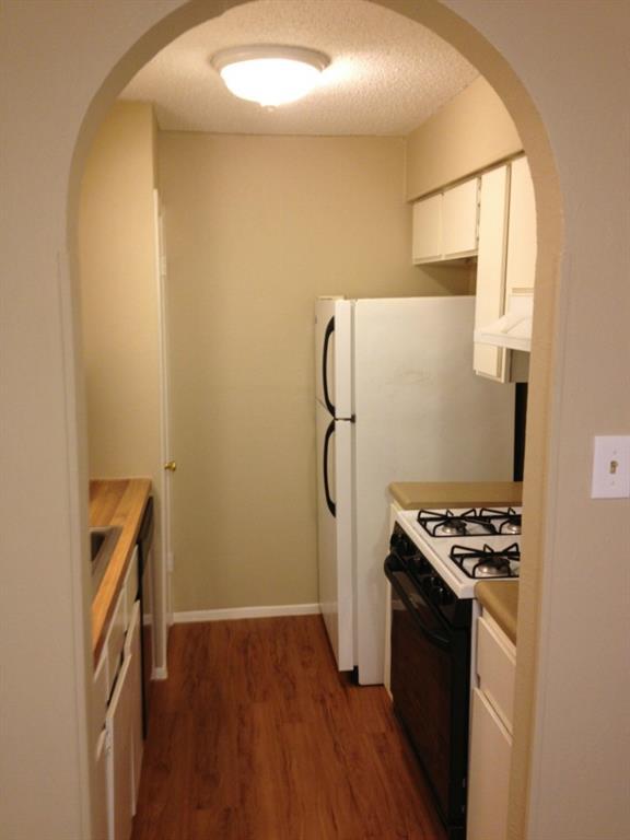 Building Photo - 107 Meteor Dr