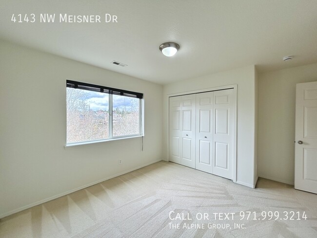 Building Photo - 4143 NW Meisner Dr
