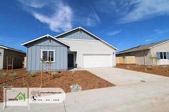 Building Photo - 2141 Hilltop Dr