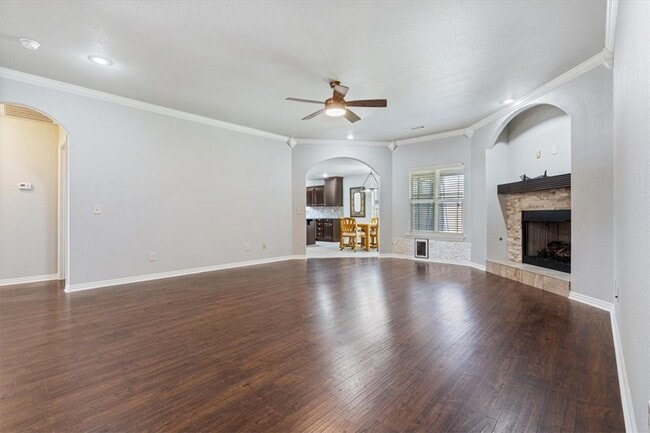 Building Photo - 6210 S 38th St