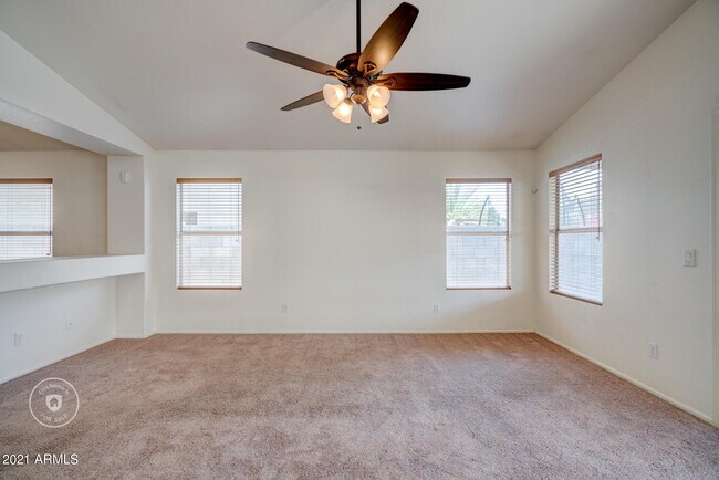 Building Photo - 2697 S 156th Dr