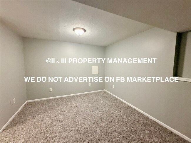 Building Photo - 1482 W Prairie Terrace