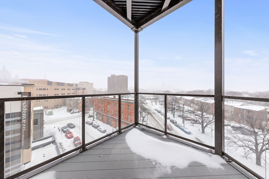 Building Photo - Alvera Apartments