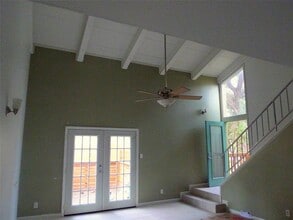 Building Photo - 3300 Clawson Rd