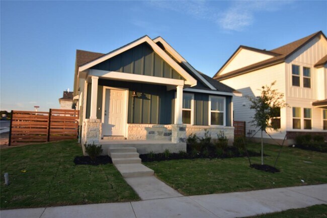Building Photo - 343 Keefer