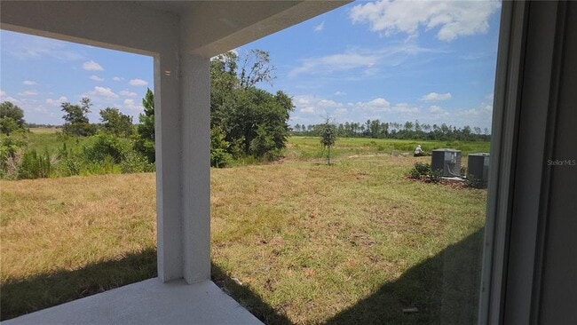 Building Photo - 36741 Thornhedge Dr