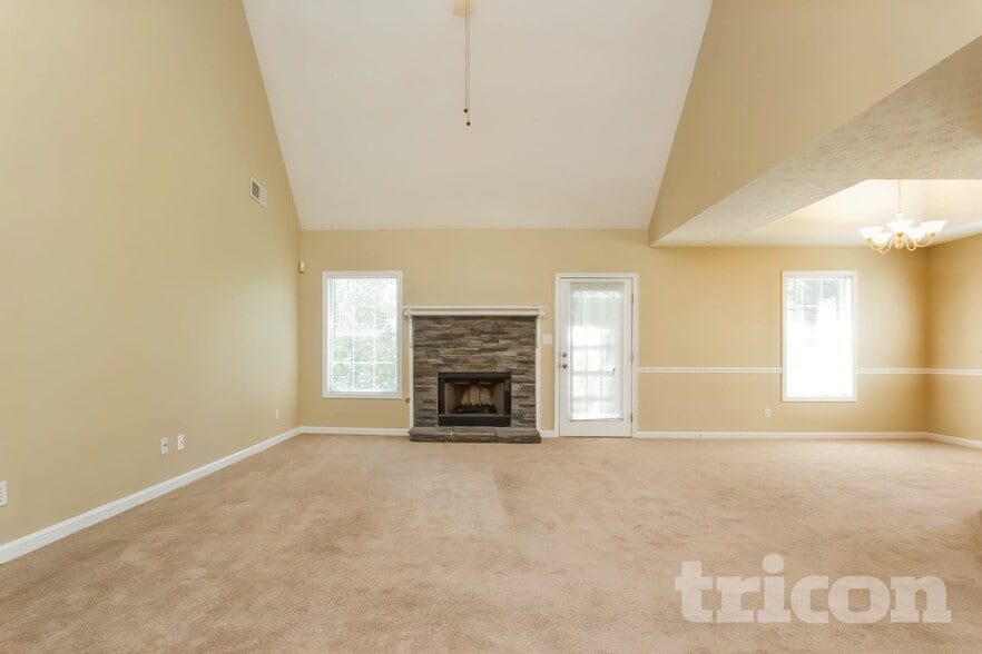 Building Photo - 200 Towler Dr
