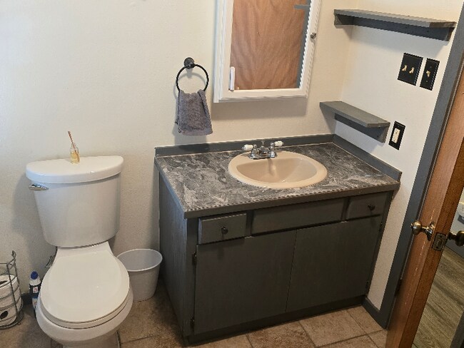 Building Photo - 2615 Silver Blvd