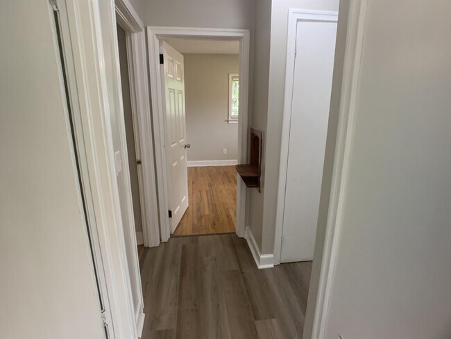 Building Photo - 1714 McHenry Ave