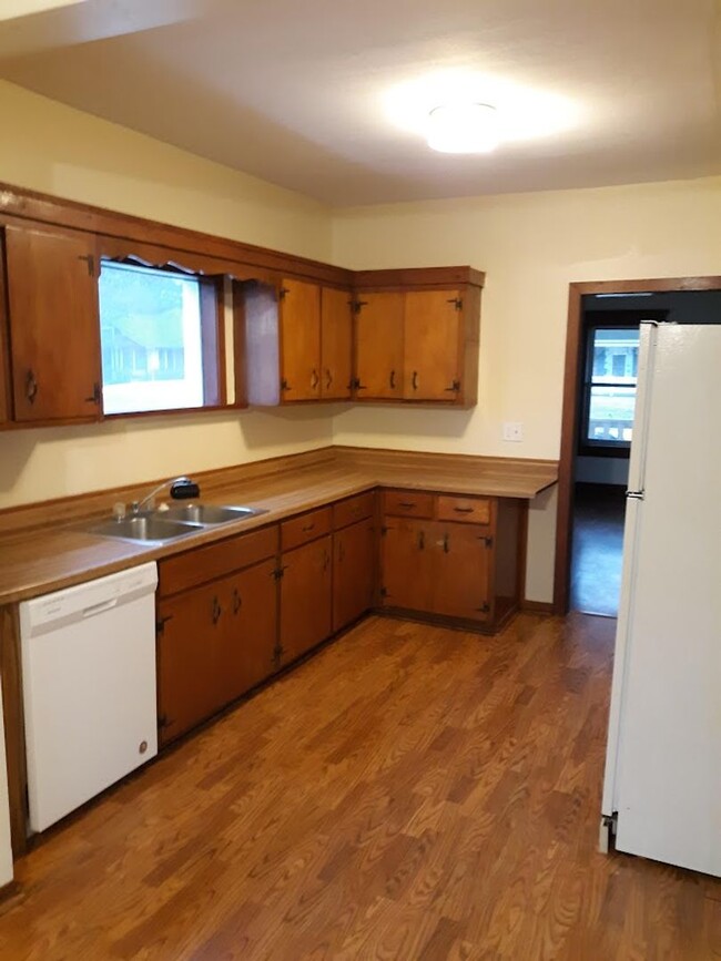 Primary Photo - 4 Bedroom House with Detached Garage