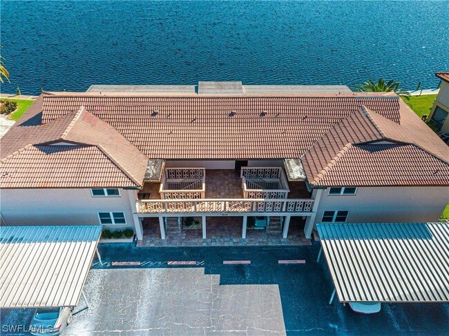 Building Photo - 416 Tudor Dr