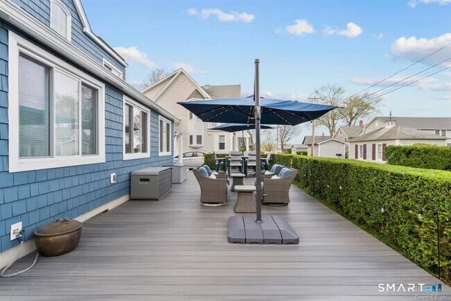 Building Photo - 58 Chapman Ave