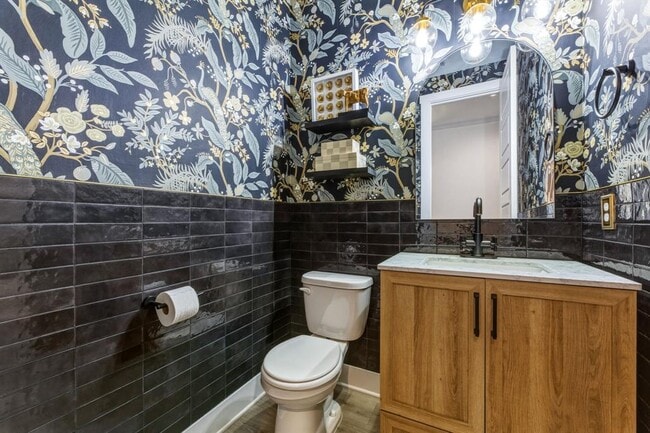 Building Photo - 4505 Post Loop