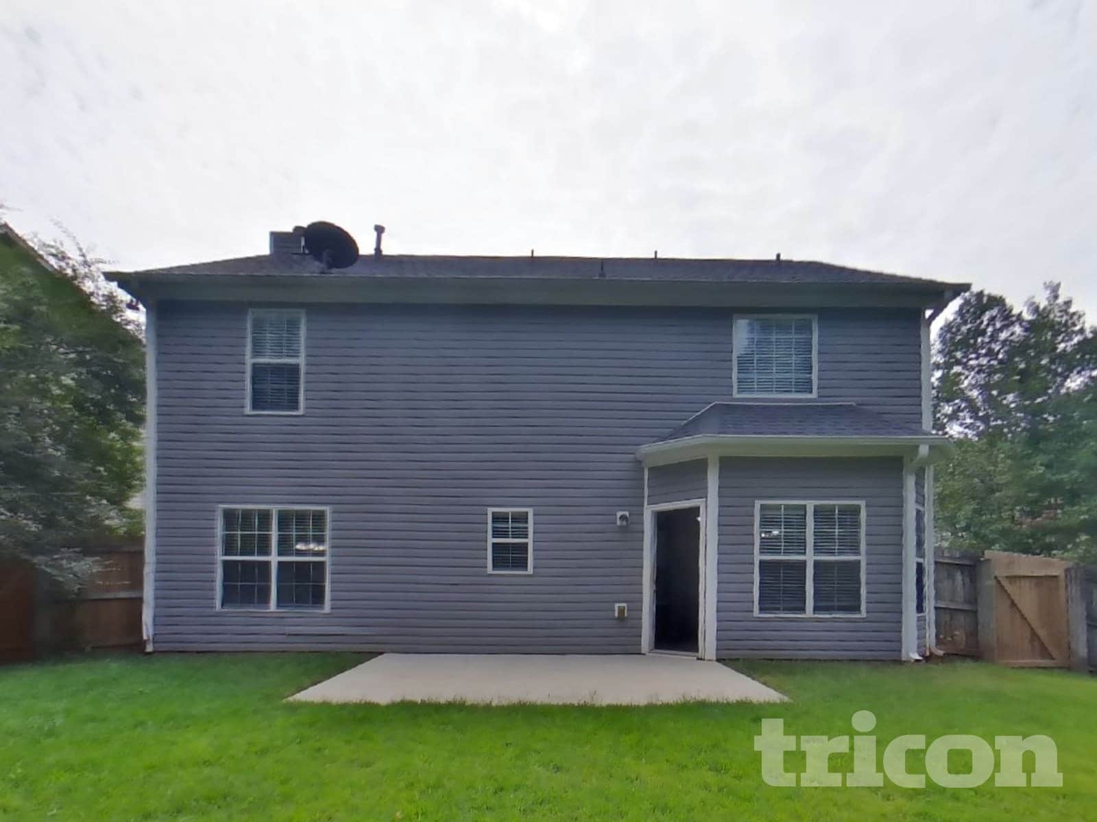 Building Photo - 373 Adams Lake Dr
