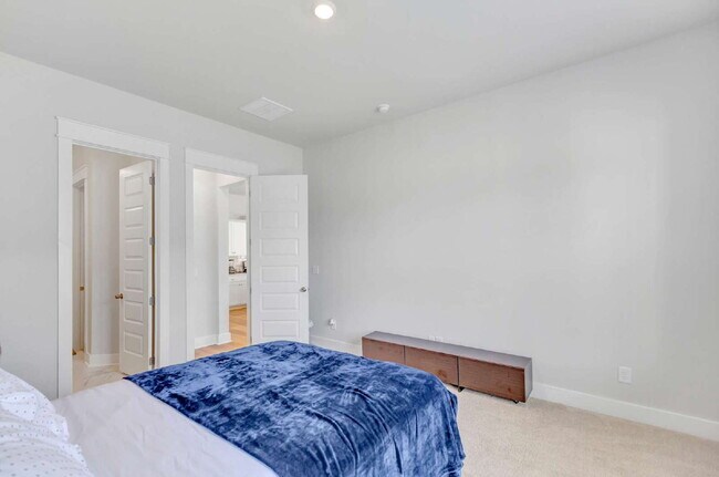 Building Photo - Luxury Villa Living in the Heart of Carnes Crossroads!