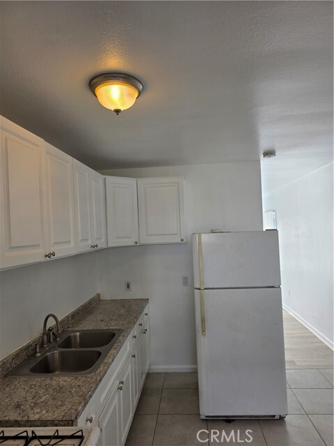 Building Photo - 923 N G St