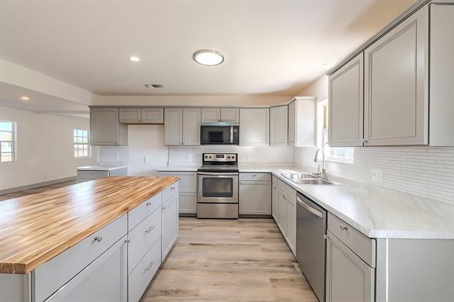 Building Photo - 124 La Vega Trail