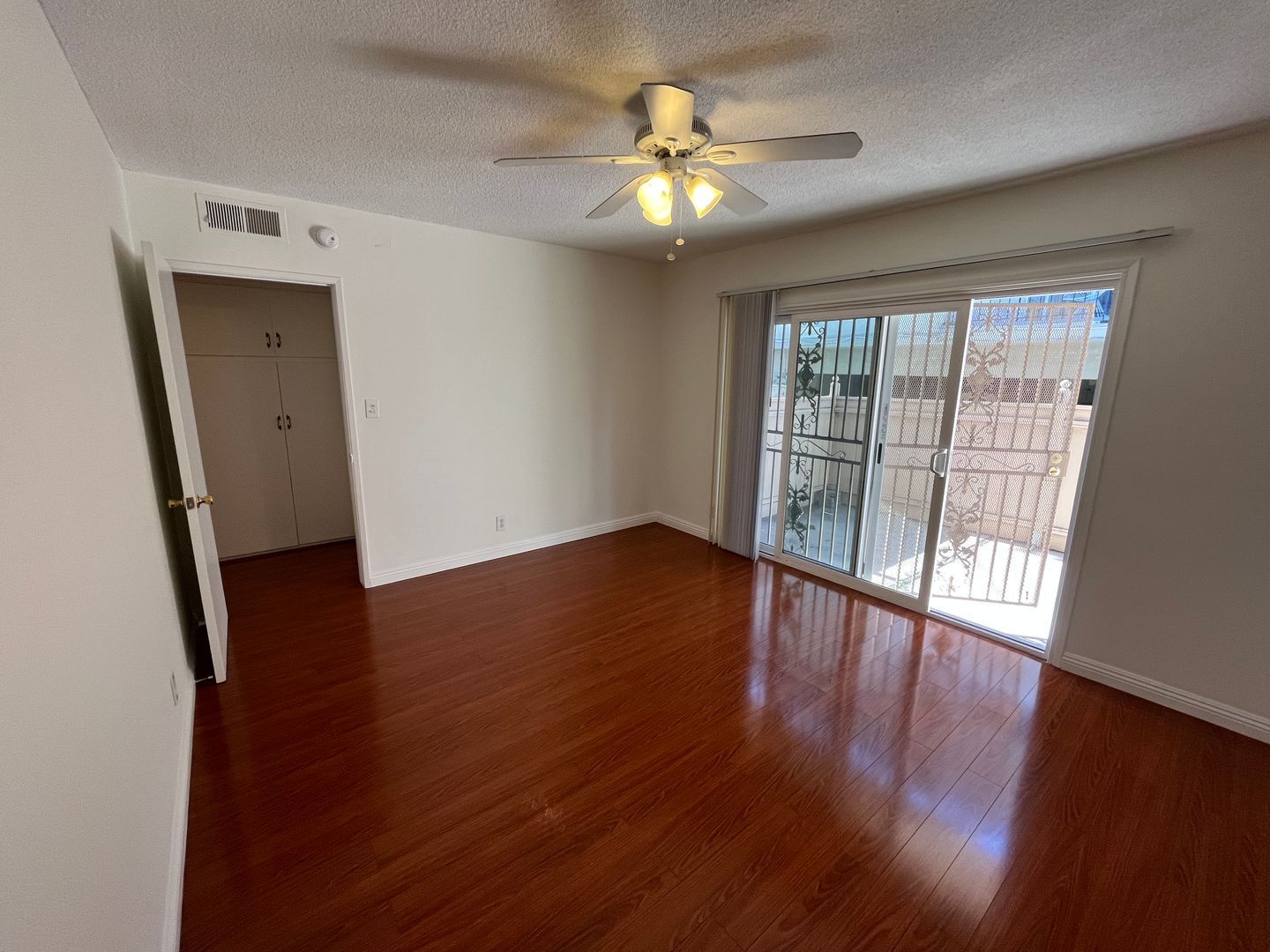 Building Photo - 1065 S Holt Ave