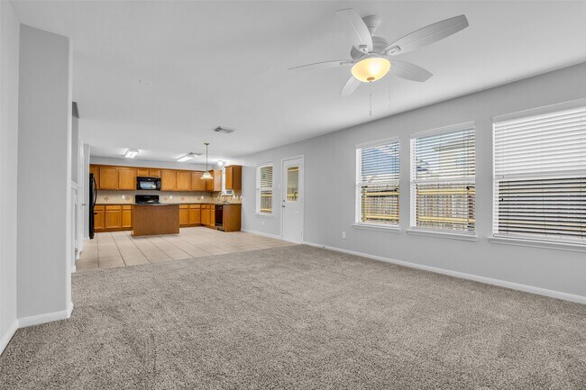 Building Photo - 23610 Hidden Maple Dr