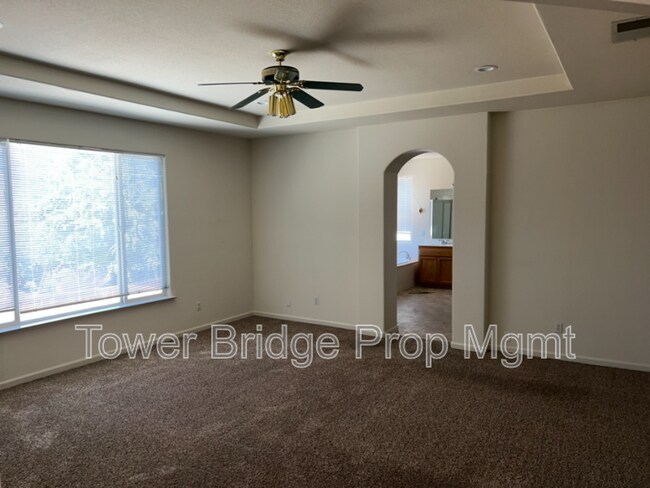 Building Photo - 3918 Ginko Way