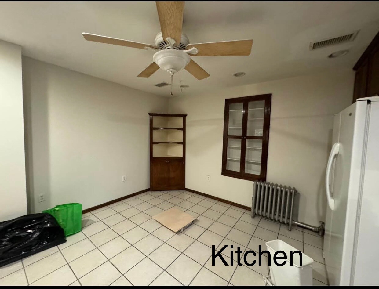 Building Photo - 130 Wilson Ave