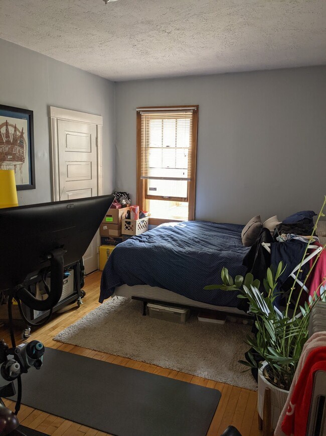 Bedroom 2 - 1534 Jefferson St NE