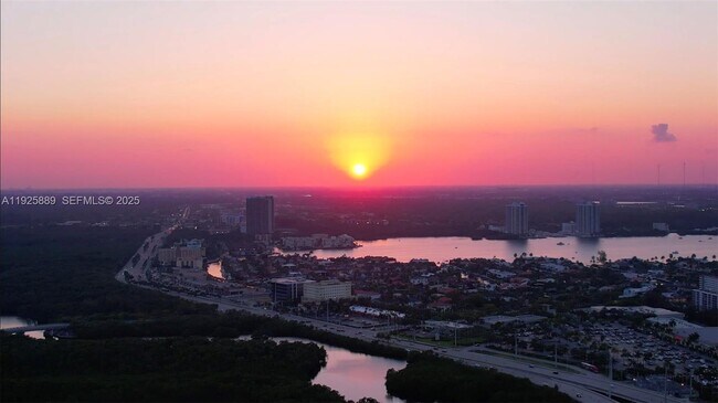 Building Photo - 400 Sunny Isles Blvd