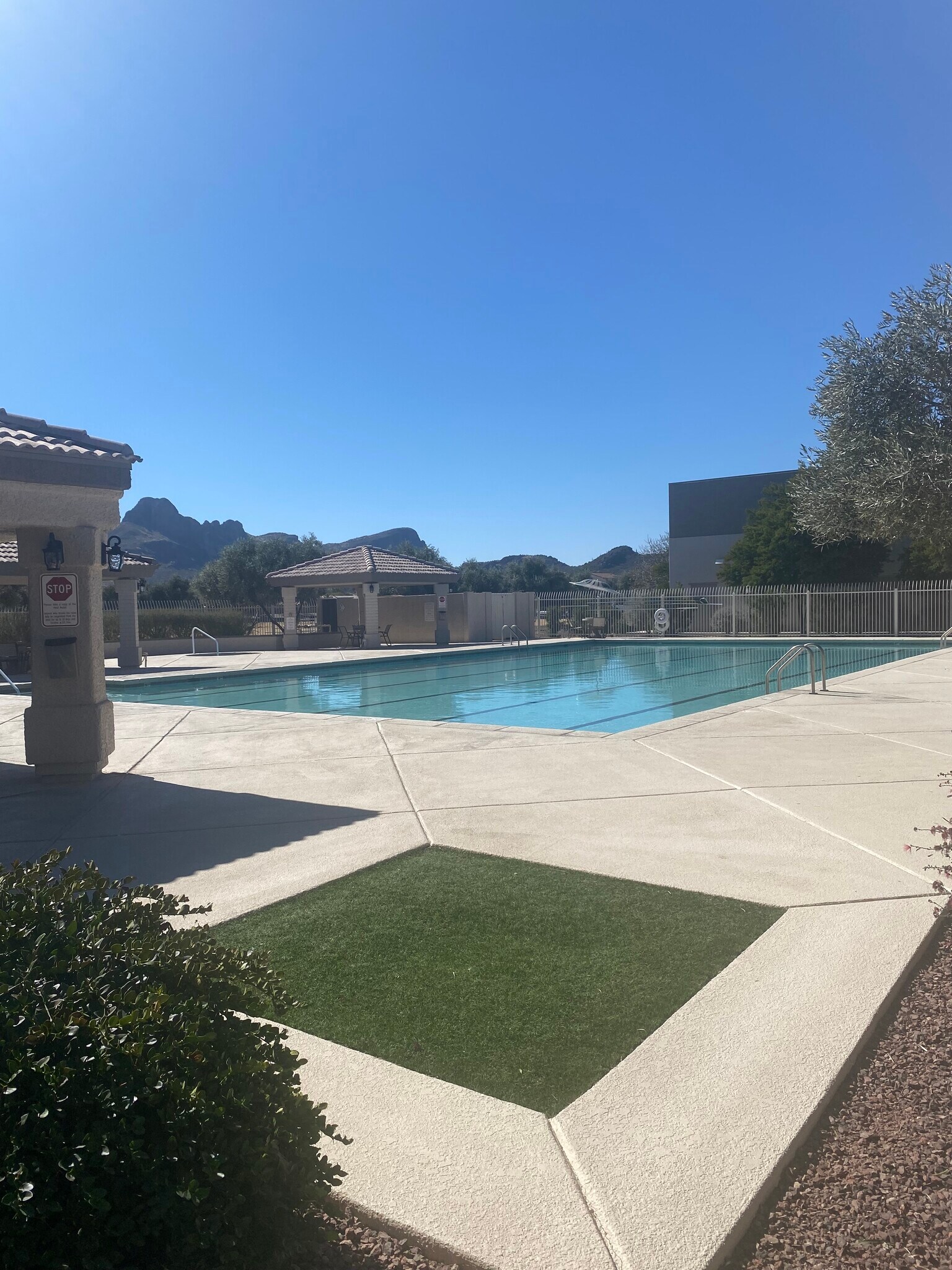 1 of 2 community pools - 7146 W Hunnington Dr