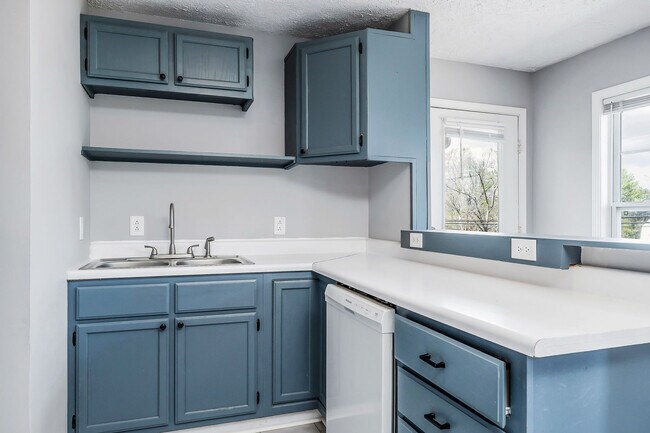 Building Photo - 1640 Shipley Rd