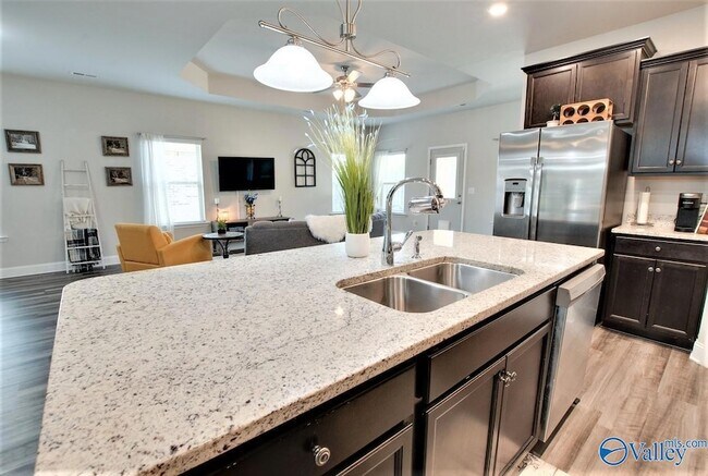 Building Photo - 155 Grey Fawn Trail