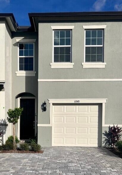 Primary Photo - 6040 Praza Ln