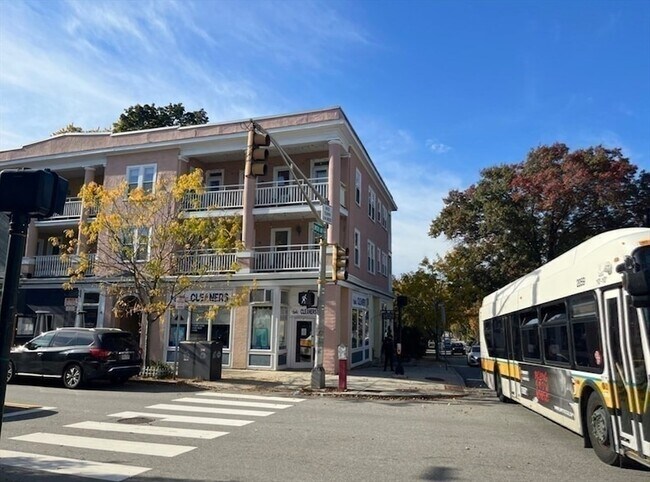 Building Photo - 375 Walden St